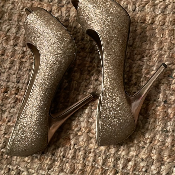 Jacqueline Ferrar Gold Glitter Open Toe High Heels Size 71/2 - Picture 6 of 8